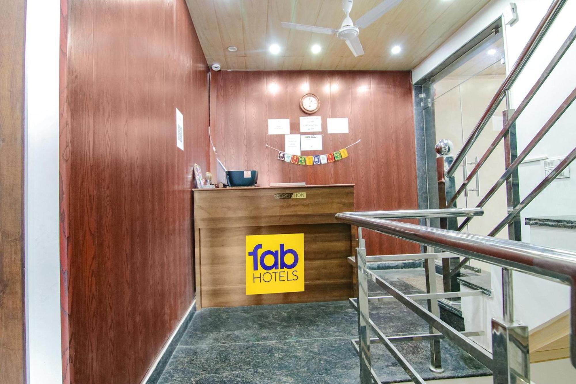 Fabexpress Kalsia Homestay - Nr Radha Krishna Mandir มัสซูรี ภายนอก รูปภาพ